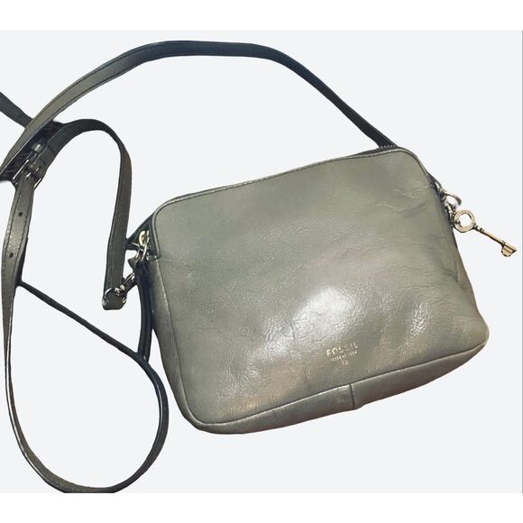 Vintage Fossil Sydney Leather Crossbody - Picture 2 of 12